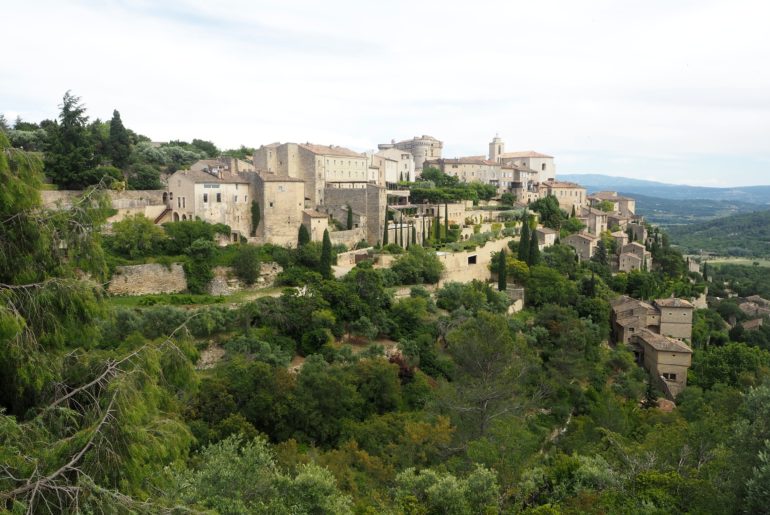 Visiter Gordes Lubéron